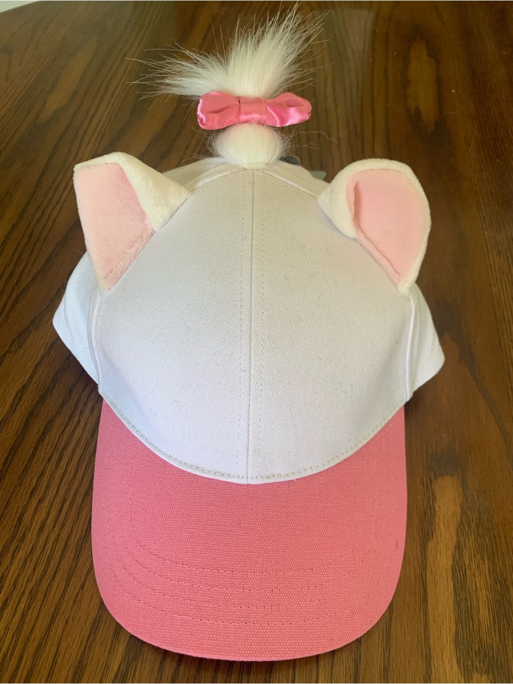 Disney The Aristocat’s Marie hat NWT